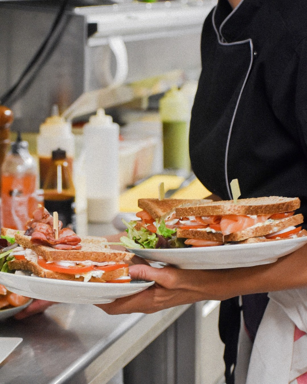 Club Sandwich avec Pain aux Céréales et Saumon Fumé 🍽  Bon appétit 😋
_
Boulevard de la Croisette, Cannes
04.93.43.67.05
www.vegaluna.fr  #food #lunch #cannes #restaurant #frenchriviera #beach #salmon